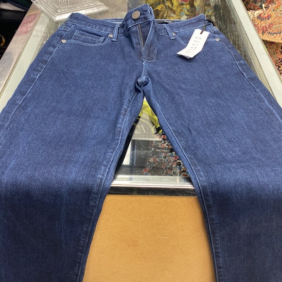 Parker Smith Baltic Step Hem Straight Jeans (26) - Picture 1 of 8